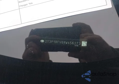 2024 Toyota Rav4 Xle из США, поврежденный, VIN 2T3P1RFV6RW456273